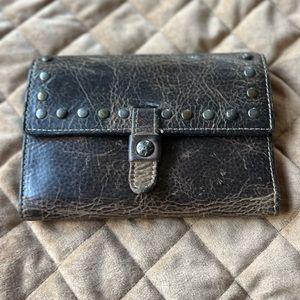 Patricia Nash Colli wallet